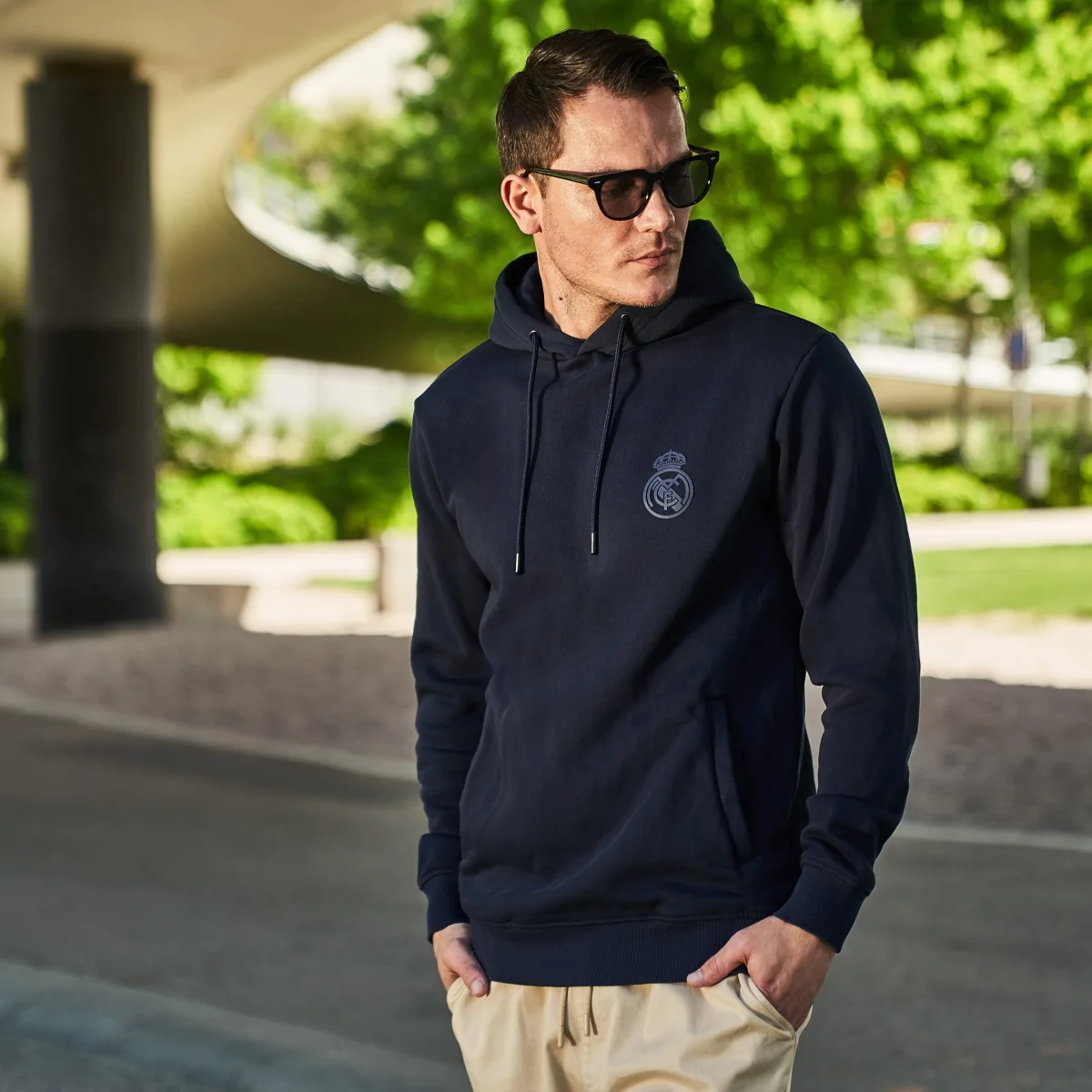 Sudadera Sakura Unisex Capucha Azul - Image 4